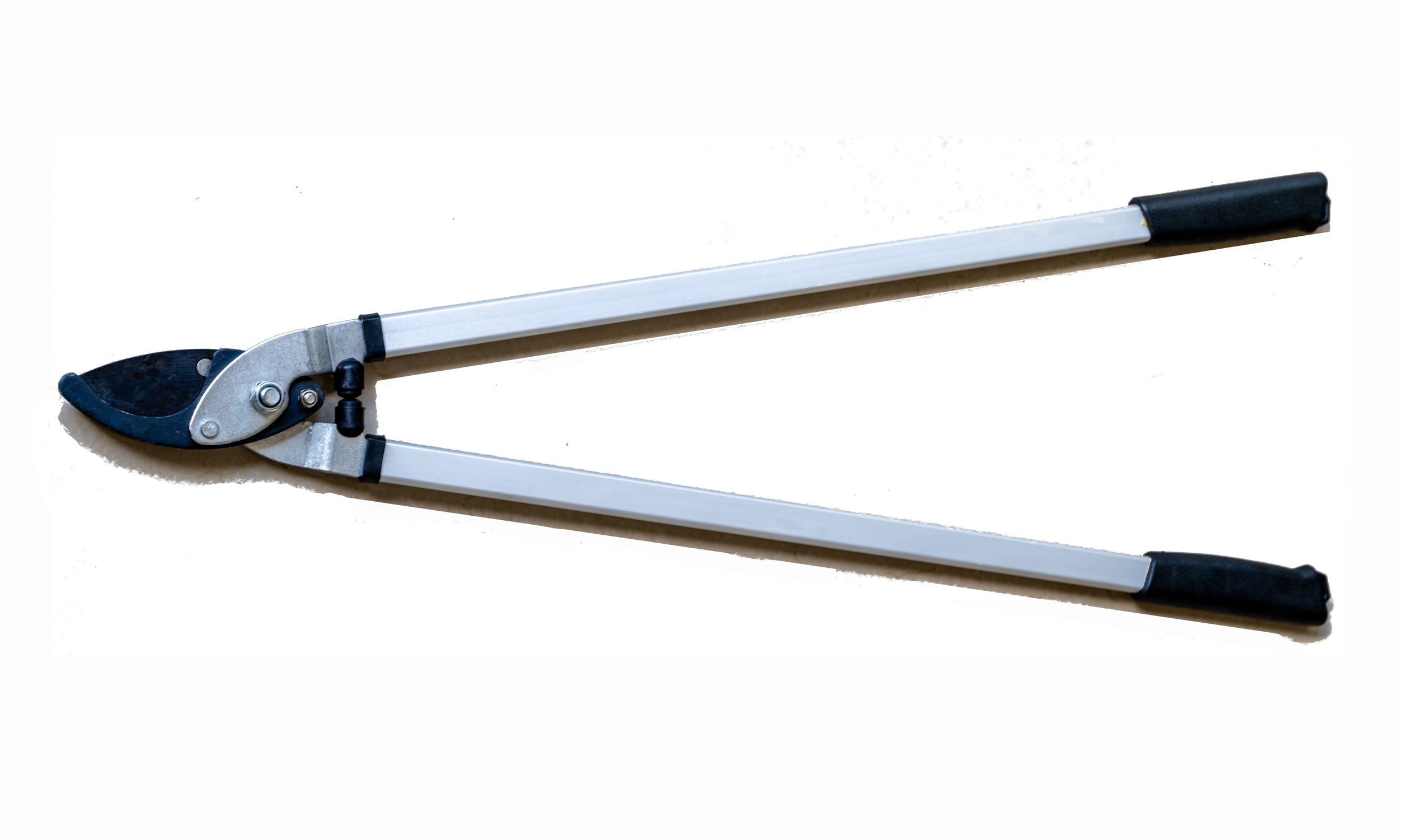 Lightweight Dehorner