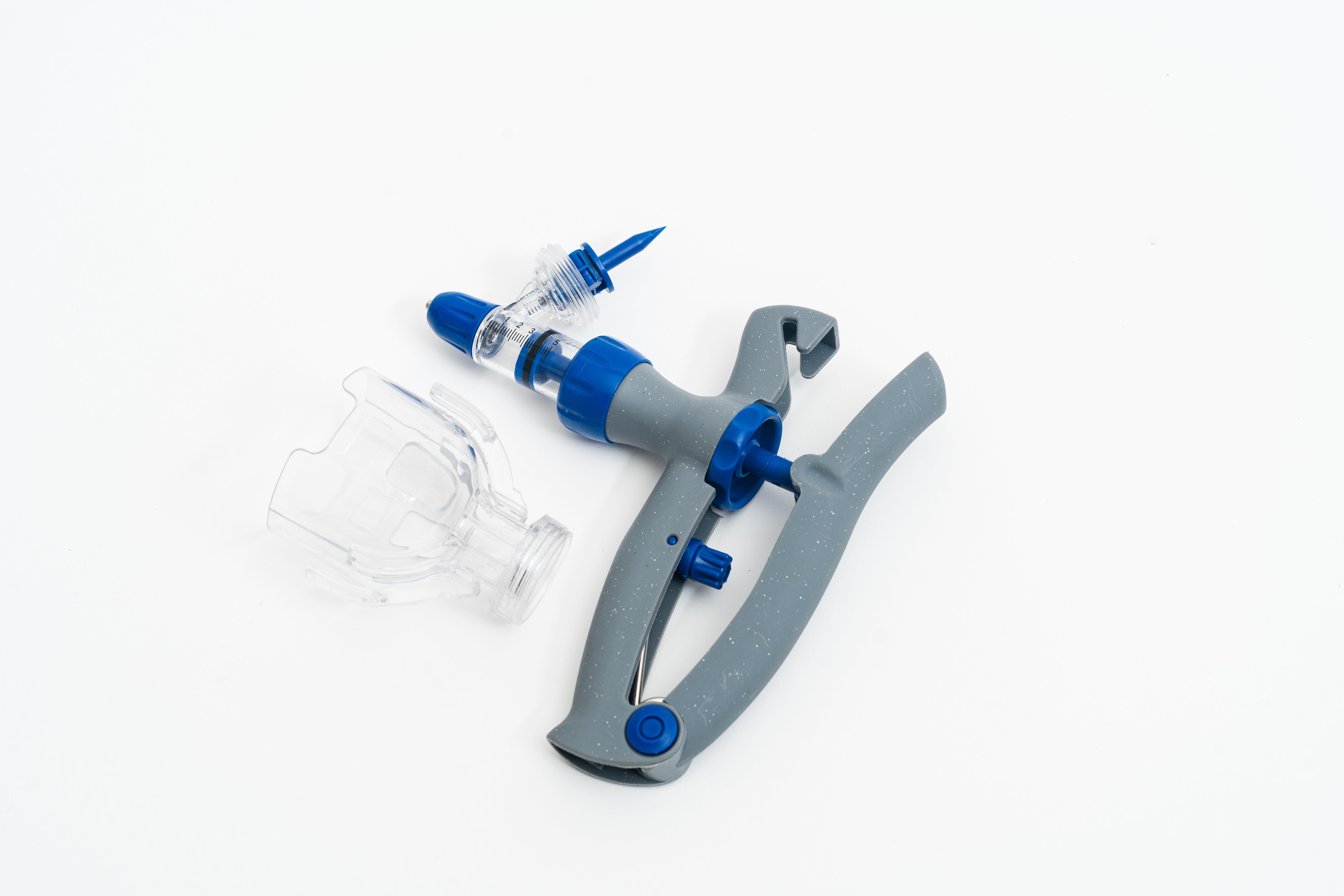 Automatic Dosing Syringe with Bottle Holder